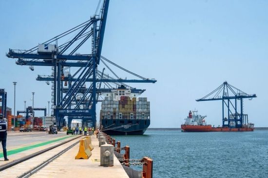 México amplía superávit comercial pese a tensiones arancelarias